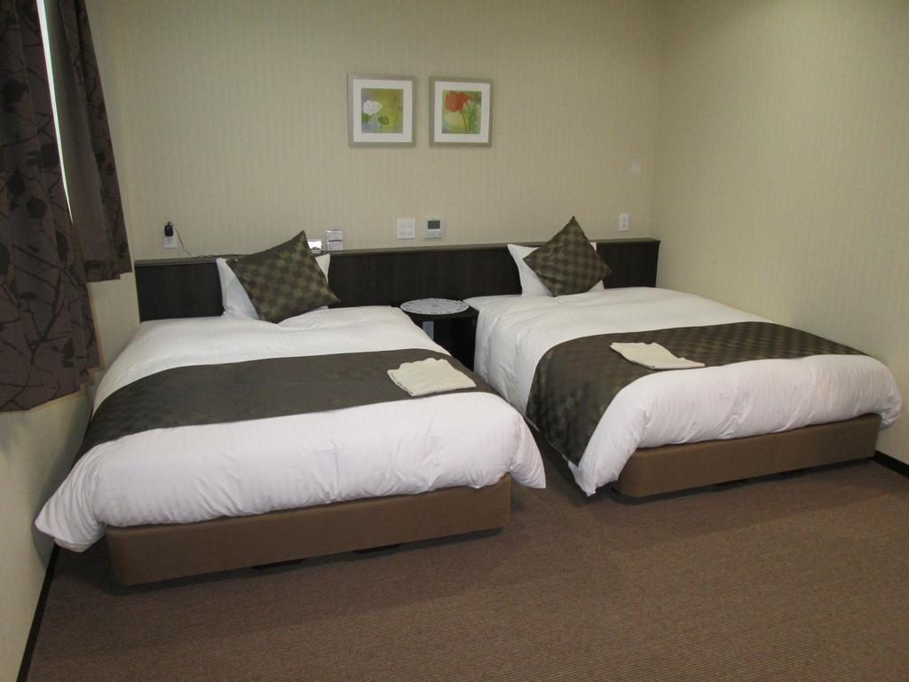 Okawa Riverside Hotel Buitenkant foto